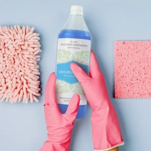 Aktivni kiseonik - skidanje fleka sa veša